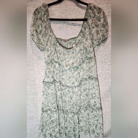 Mi Ami Francesca's XL Sage Green Floral Swing Mini Dress Stretch New - Picture 1 of 7